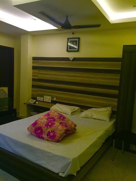 Hotel Devibala Residency Villupuram Exteriér fotografie